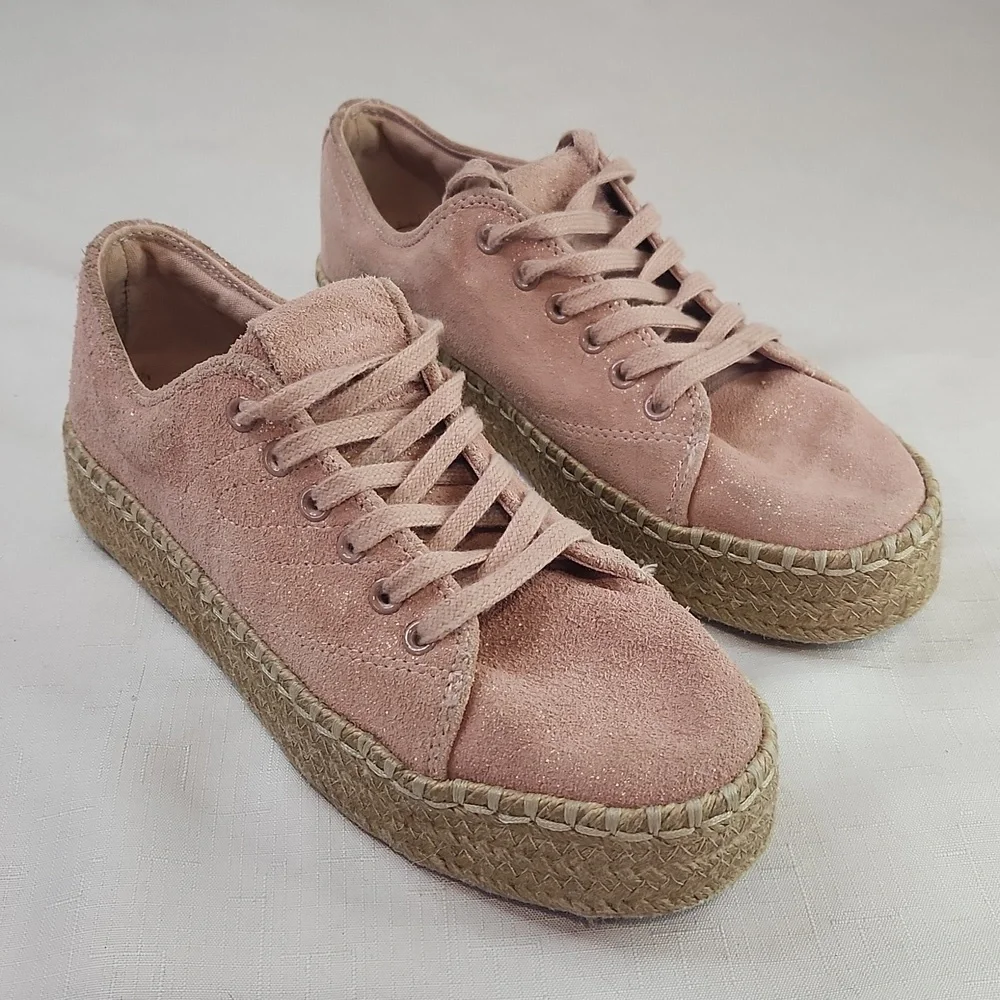 Tretorn Eve 2 Pink Suede Platform Sneakers. Size 7